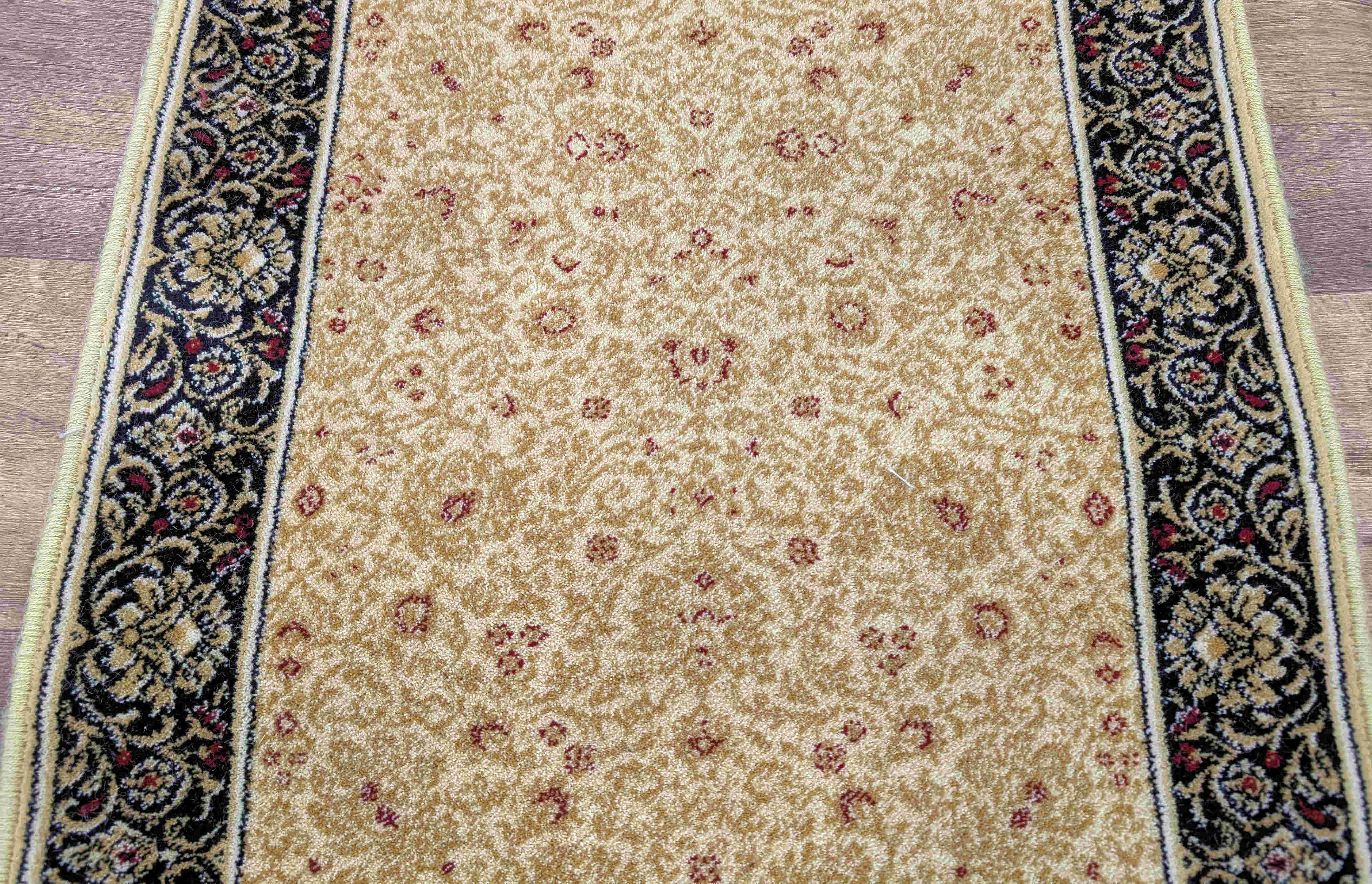 Gold Wool Stair Runner 26In Wide Roll Remnant, image size:4051x2610