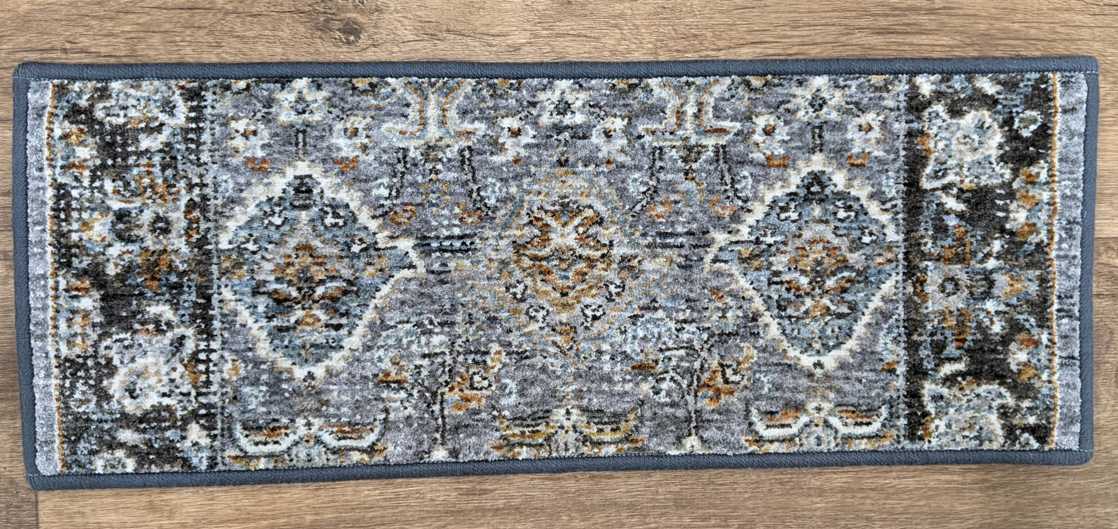 Rug Depot Home Maharaja Grey Stair Treads 91E 26in x 9in with Matching Area Rugs