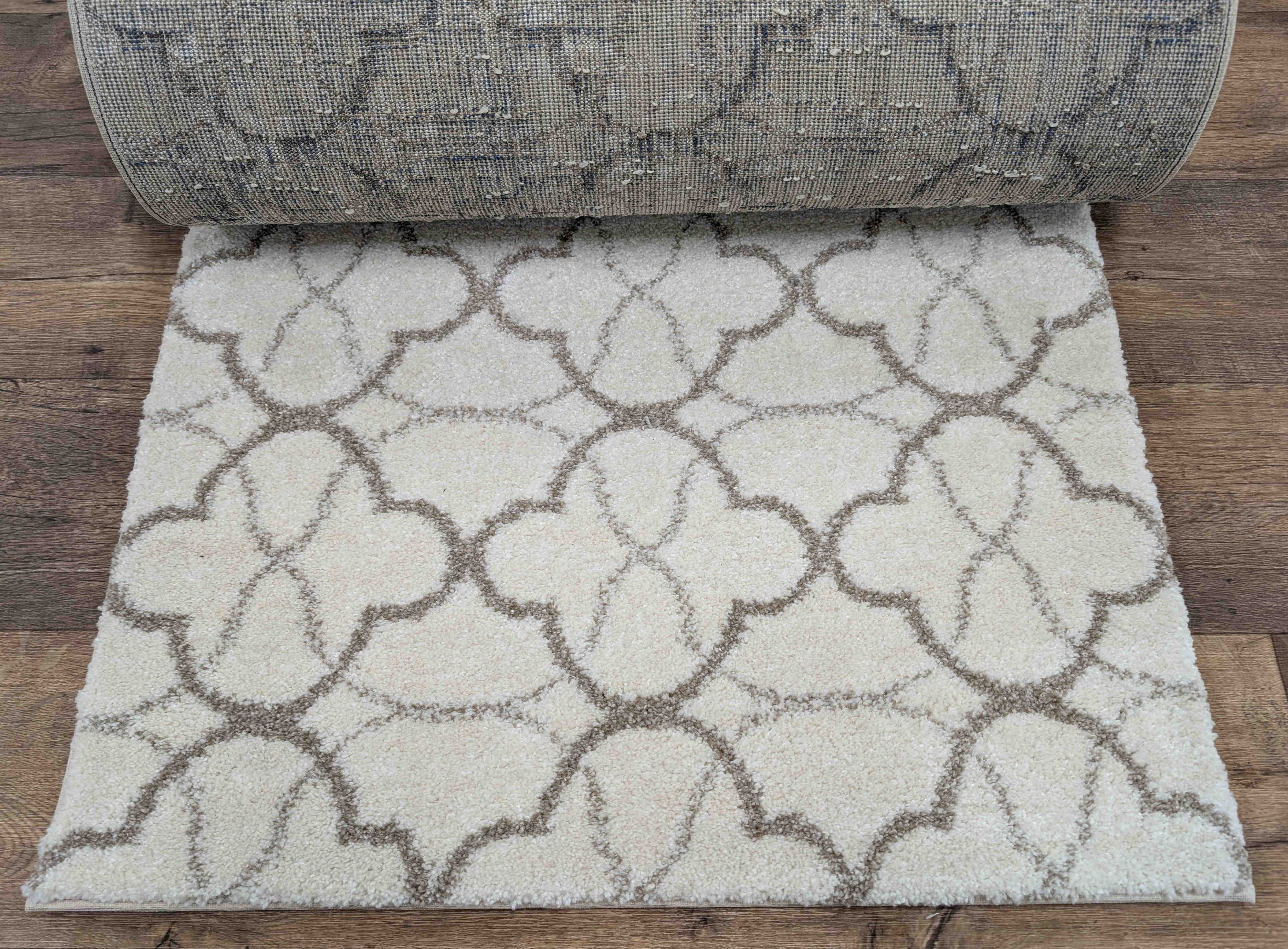 Rug Depot Home Runner Remnant Shag Hall Runner 29in x 14.2 Finished Ends