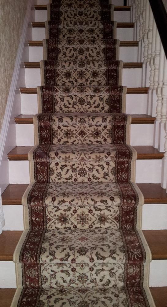RadiciUsa Stair Runner Como 1592IV Ivory Stair Runners- 26 inch - Sold By the Foot