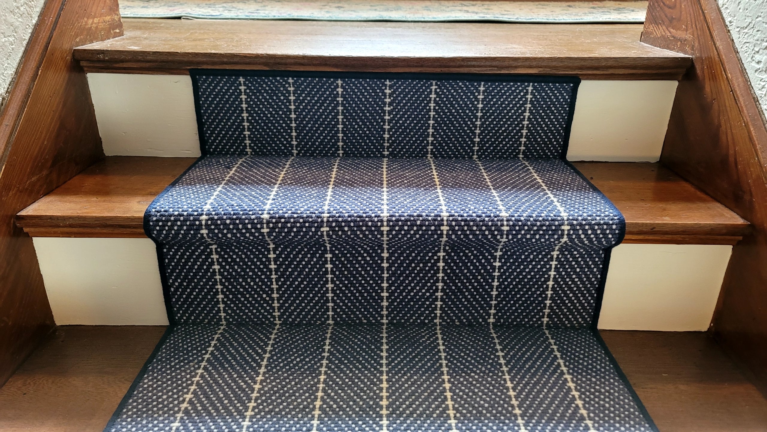 Couristan Stair Runners Addington 6251-0003 Blue Herringbone Wool Assorted Products