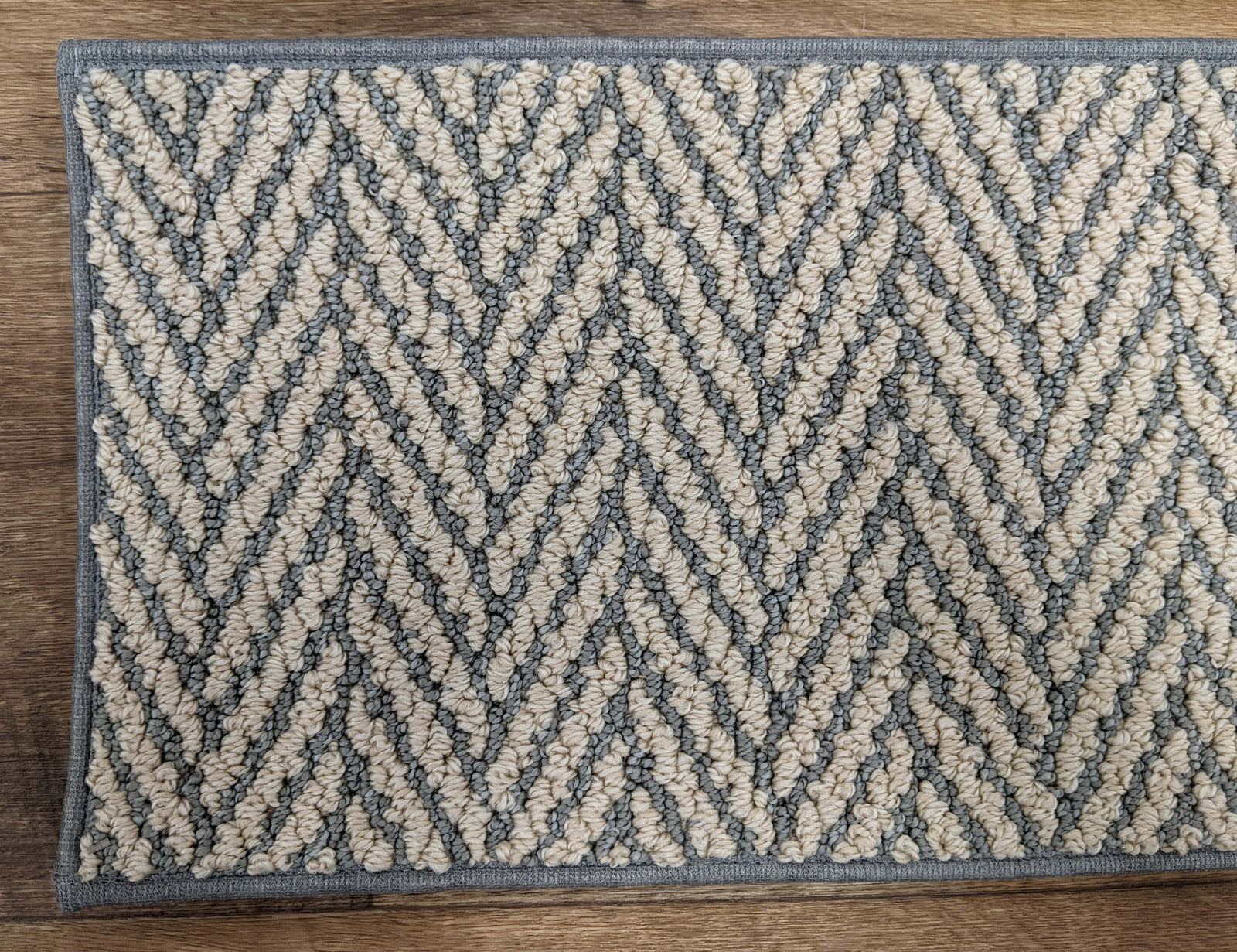 Only Natural Herringbone Stair Treads 30in x 9in Set of 14Pcs