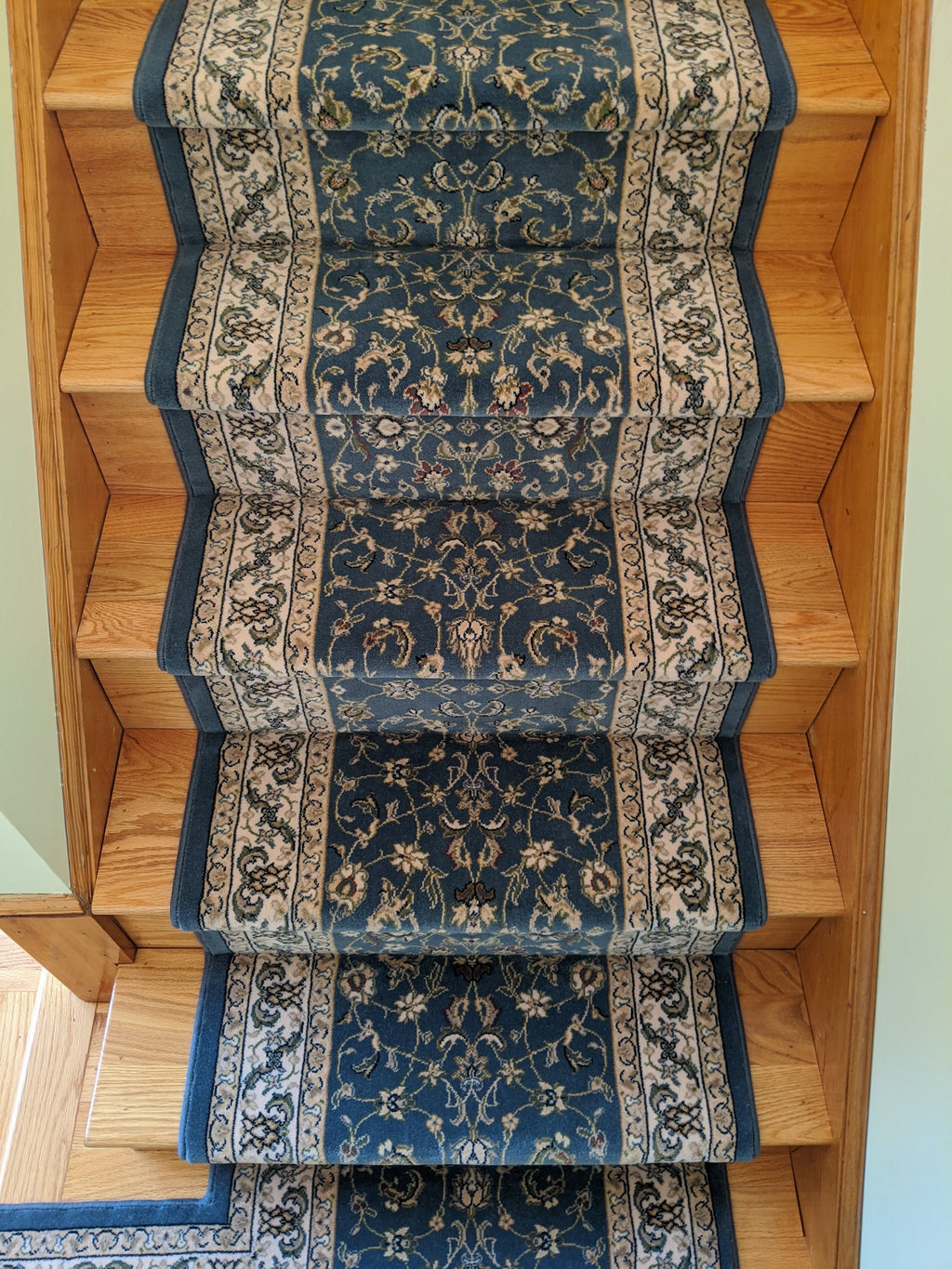 Brilliant Kashan Blue Stair Runners 72284 920 26 Sold By The Foot