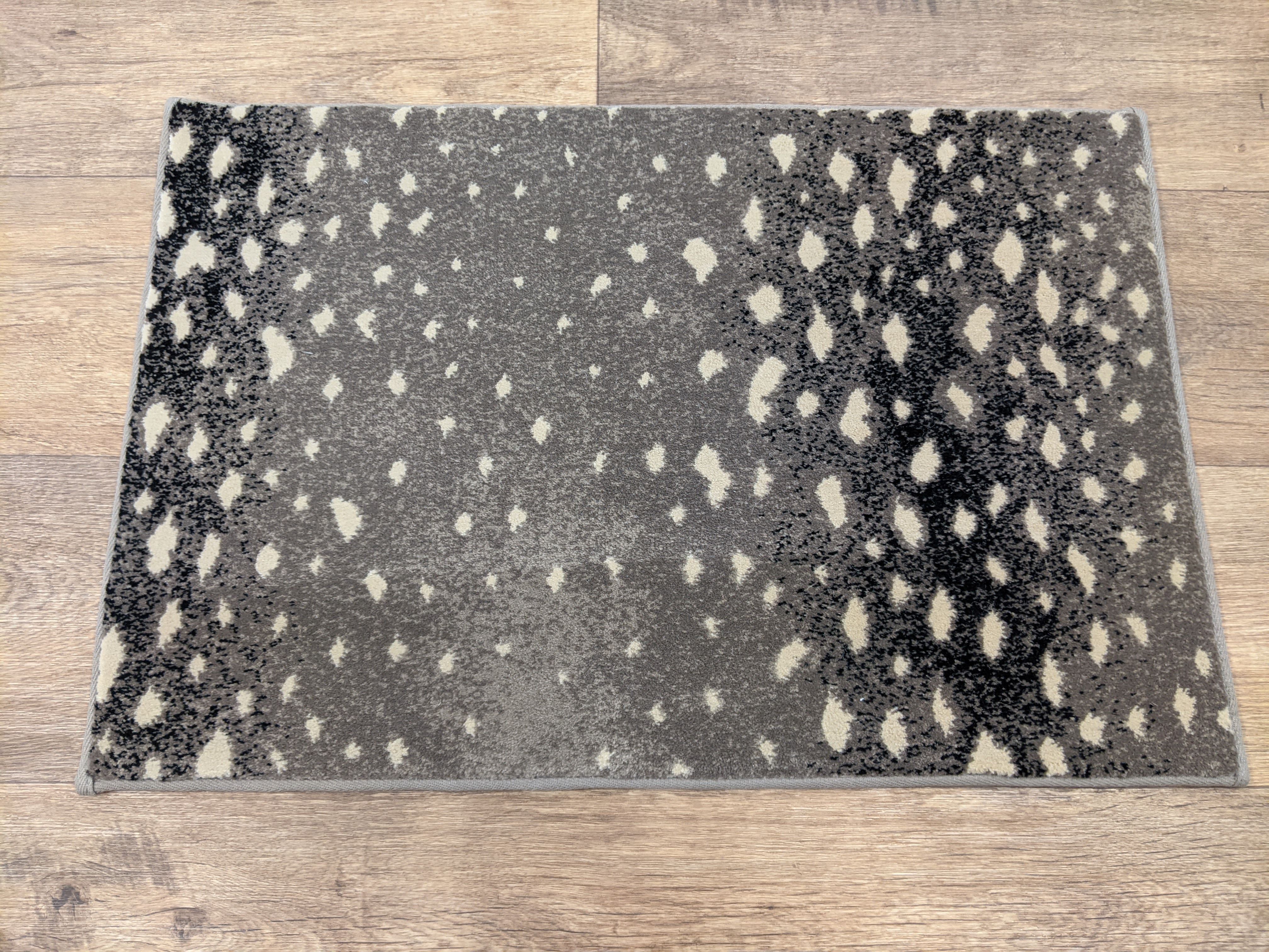 Prestige Mills Stair Runners Deerfield 86 Titanium Animal Print By Prestige In Assorted Sizes