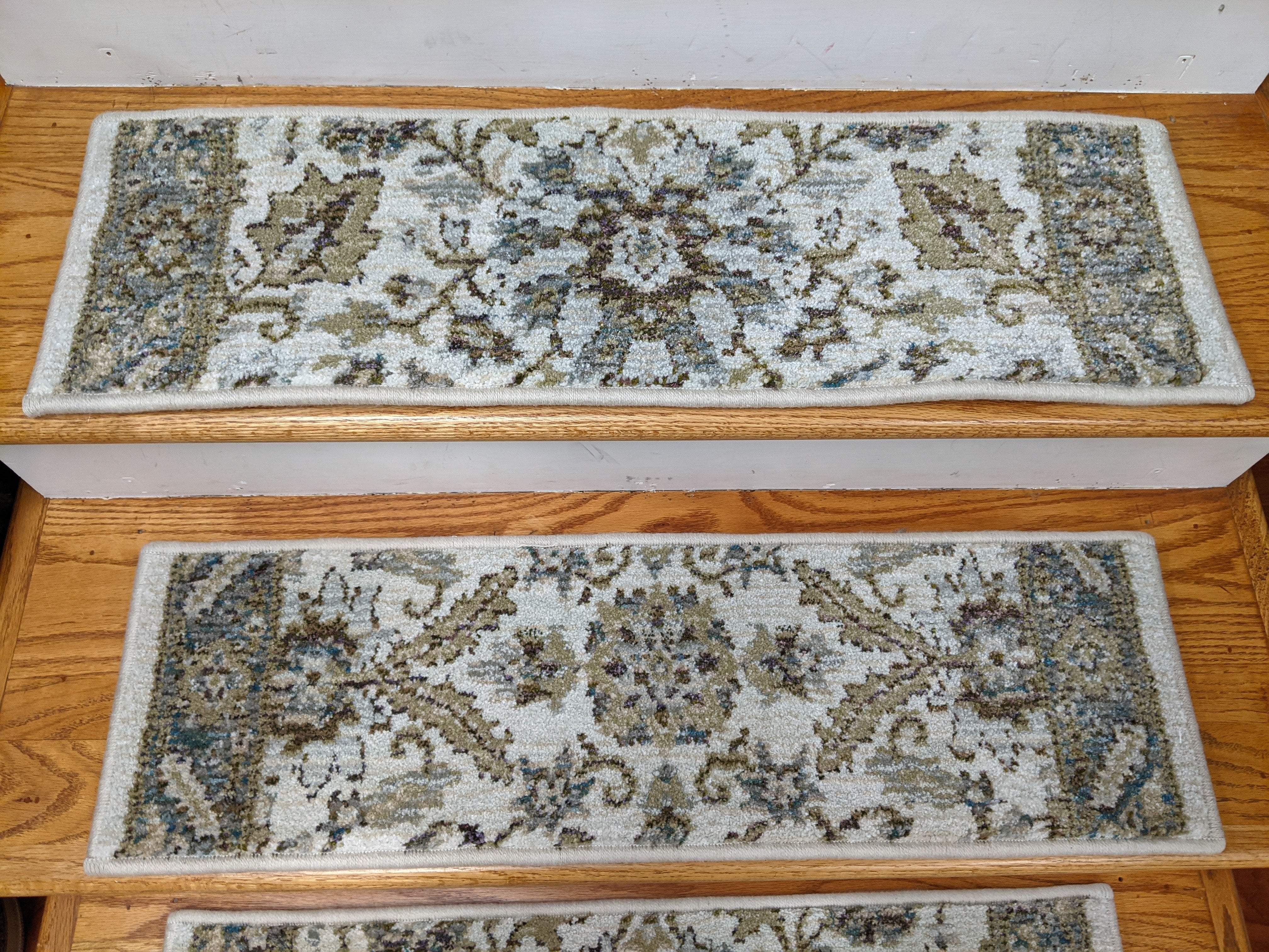 Rug Depot Home Andorra 8918I Ivory Stair Treads 30 in x 9in with Matching Rug Runner