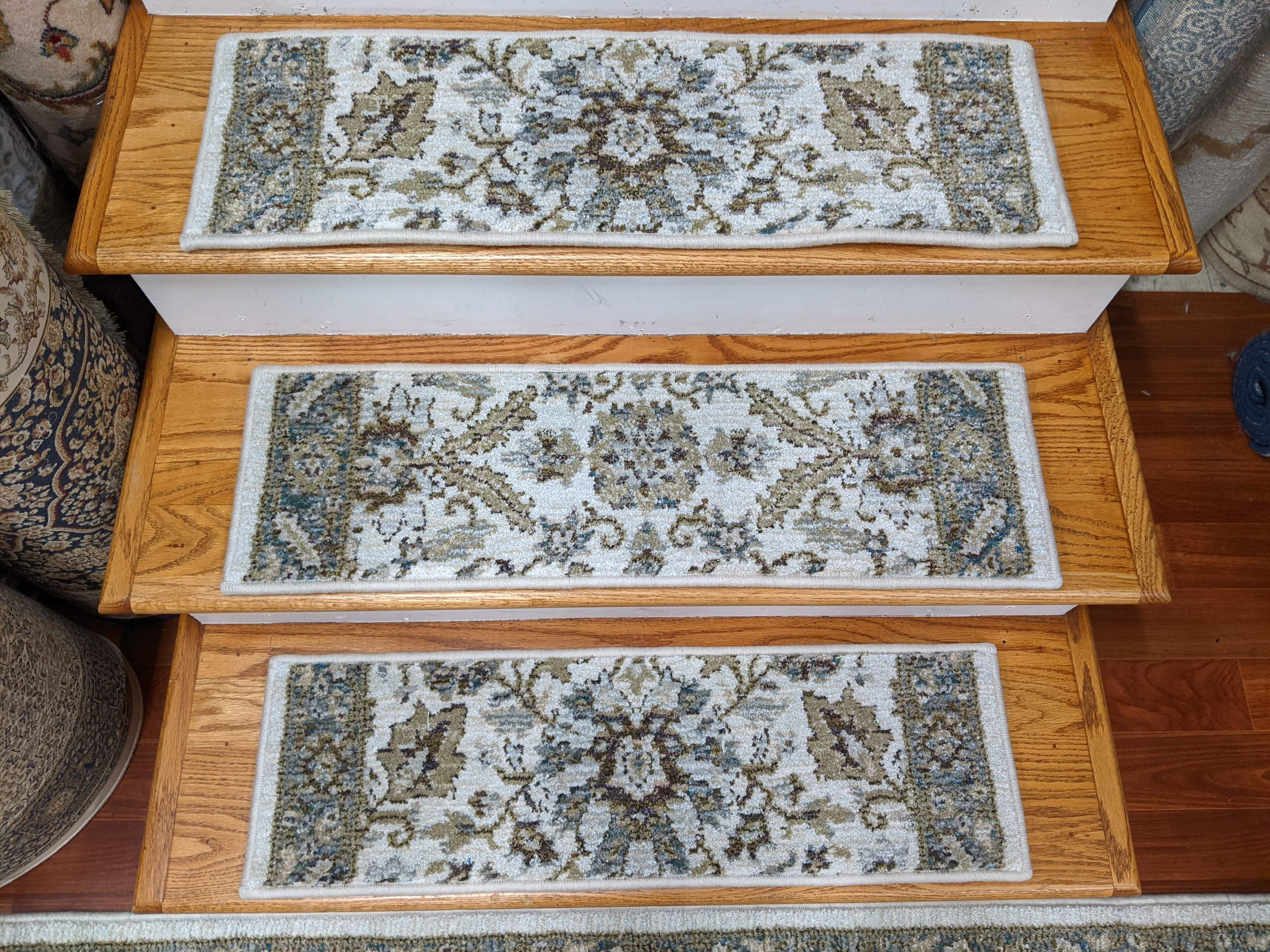 Rug Depot Home Andorra 8918I Ivory Stair Treads 30 in x 9in with Matching Rug Runner